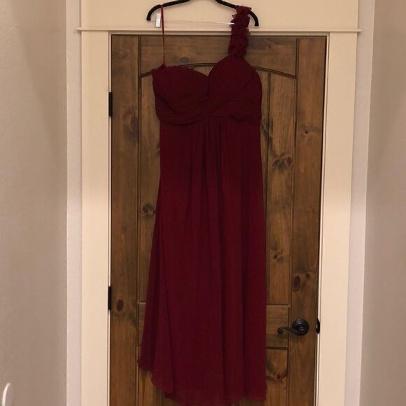 COPY - NWT Dress maroon one shoulder - Picture 4 of 5